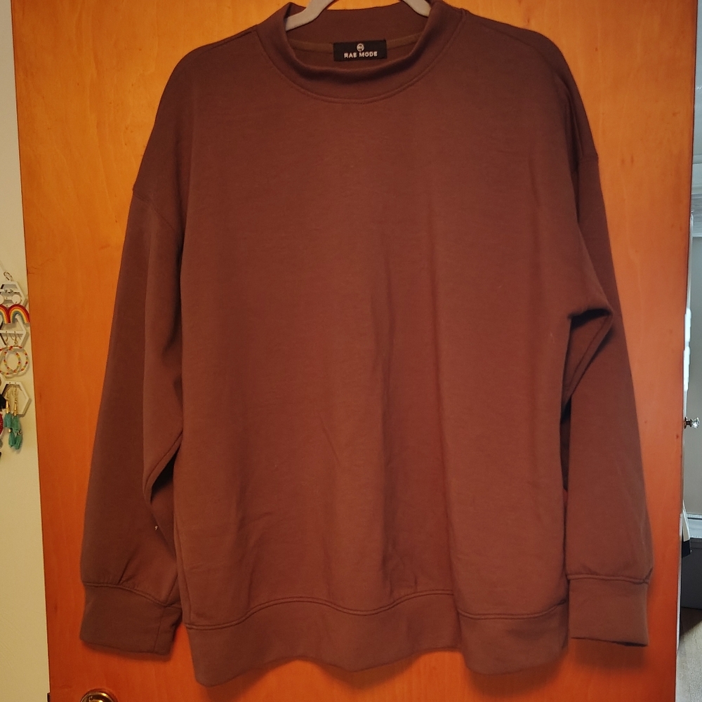 Brown Sweatshirt and Joggers Set - Picture 2 of 8